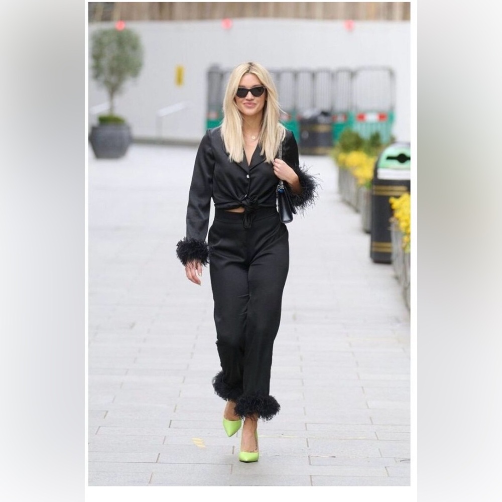 Nadine Merabi Darcie Luxury Elegant Black Feather Trim Pijamas Set
